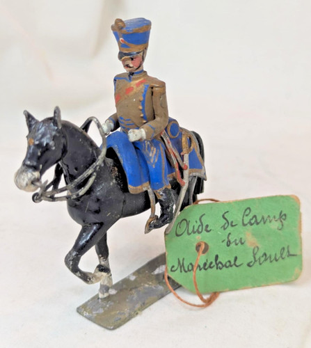 Chef militaire cheval - à, –