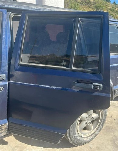 Porte arriere gauche jeep - porte,