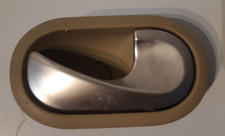 POIGNEE DE PORTE INTERIEUR