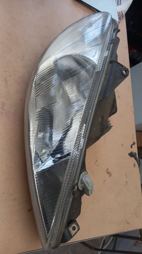 Phare avant droite peugeot 206 - droite,