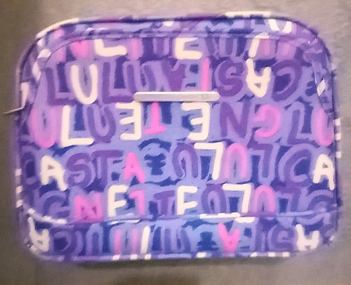 Vanity case semi - *,