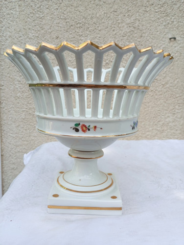 Coupe sur piédouche corbeille - coupe,