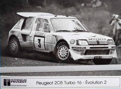 Photo presse peugeot - 205, turbo