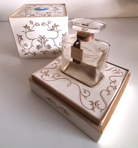 Rare dandy parfum - "le, dandy"