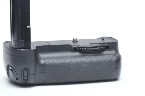 Nikon oem d200 battery pack - battery,