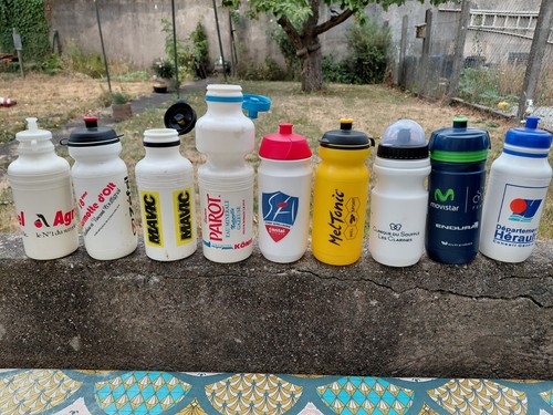 Lot 9 bidons de - 🚴,
