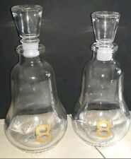 Lot de 2 bouteilles vide liqueur, eaux De vie golden 8, rhum arrangé. 