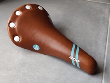 Selle de vélo SDG RETRO de couleur marron pour tout type de vélo 27 x 16 cm
