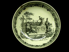 ANCIENNE ASSIETTE PLAT COUPE FAÏENCE CREIL MONTEREAU THEME CESAR
