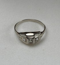 Bague en Or Blanc 18K sertie de 3 diamants Taille 52