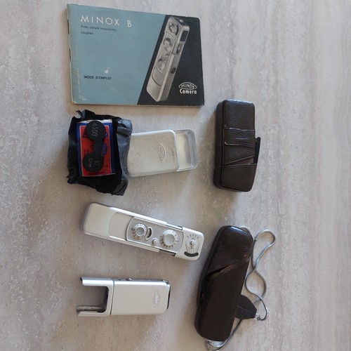 Minox subminiature camera - minox, b