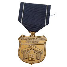 O10/09/25 (REF28730) Médaille militaire américaine US COAST GUARD EXPERT MEDAL