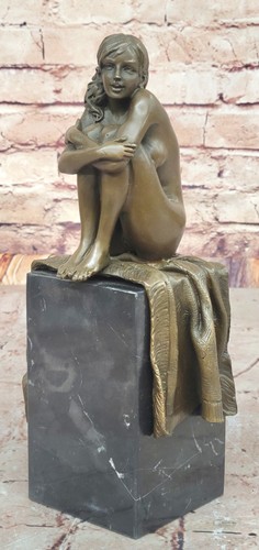 Bronze sculpture statue - sculpture,