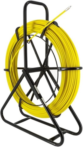 Aiguille tire fil sur