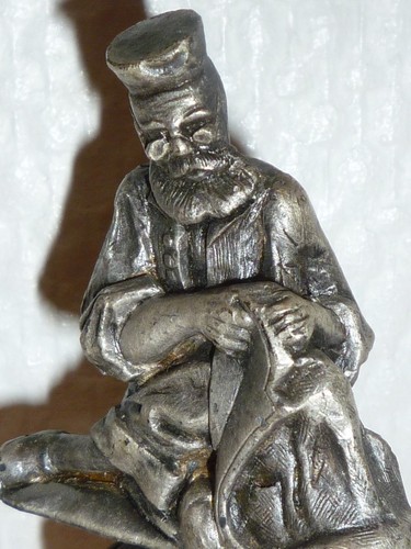 Ancien bouchon metal etain - ou,
