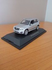 MERCEDES GLK gris SCHUCO 1/43