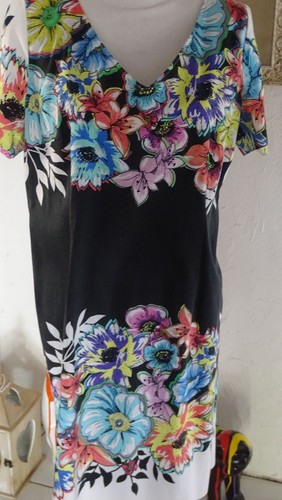 Robe chez pause cafe 46 - de,