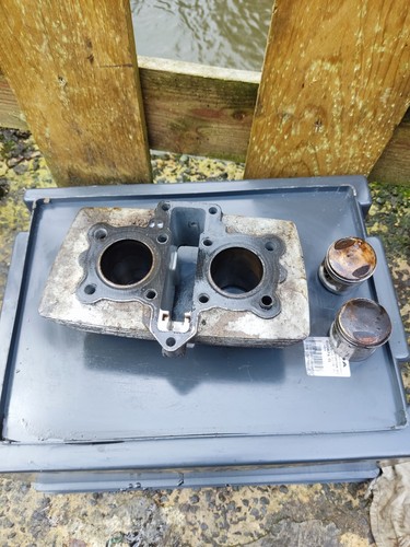 Cylindre pistons jc24e honda - cylindre,