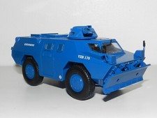 Berliet VXB 170 VBRG LAME Gendarmerie GIGN véhicule blindé à roues