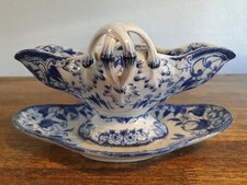 SAUCIÈRE  EN FAIENCE DE CREIL ET MONTEREAU FLORA model LISERONS 