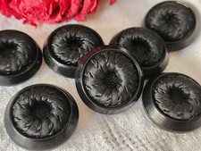Lot 6 gros boutons anciens