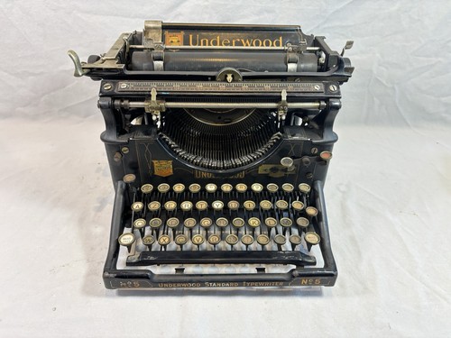 Machine écrire underwood - à,