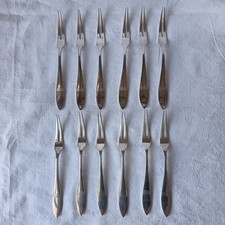 12 FOURCHETTES CHRISTOFLE A