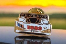 Pin's Vintage Peugeot Esso