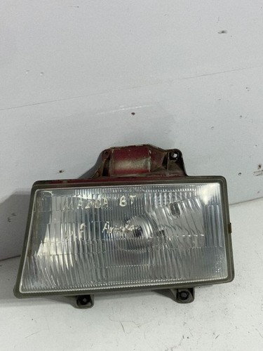 Mazda b2500 2004 droite - droite, phare