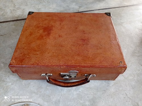 Petite valise ancienne vintage - petite,