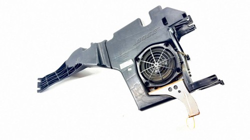 Mercedes benz w203 subwoofer - mercedes-benz, c