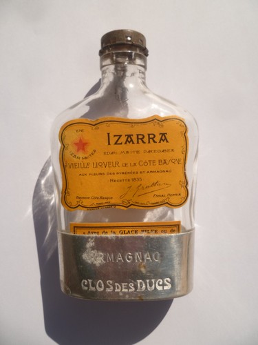 Flasque izarra avec gobelet - flasque,