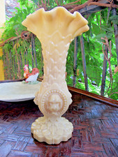 XIX ème Vase en opaline - Cristallerie  PORTIEUX - têtes de chiens