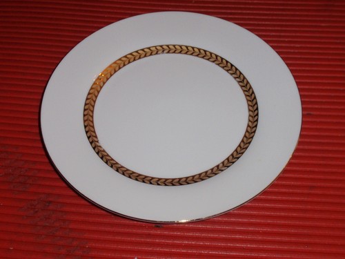 Porcelain plate retroneu white - plate,