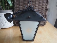 Lanterne en fer forgé et