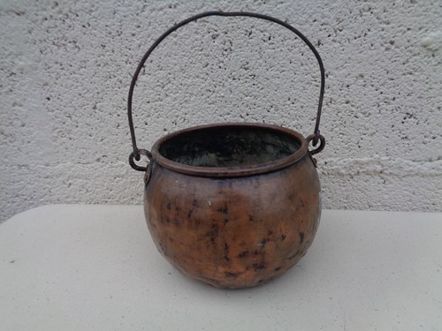 Ancien chaudron cuivre - en,