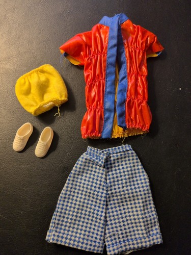 Barbie doll habit tenue de - doll,