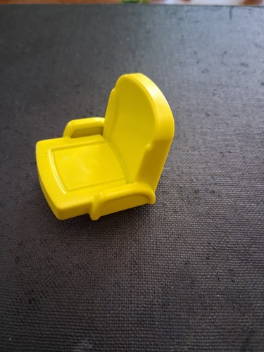 Fauteuil jaune pièce - jaune, en