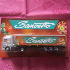 Camion publicitaire EDEKA pour les PIZZA BANCETTO / emballage original
