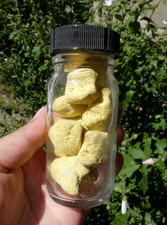 Lot 12 Soufre natif en galets