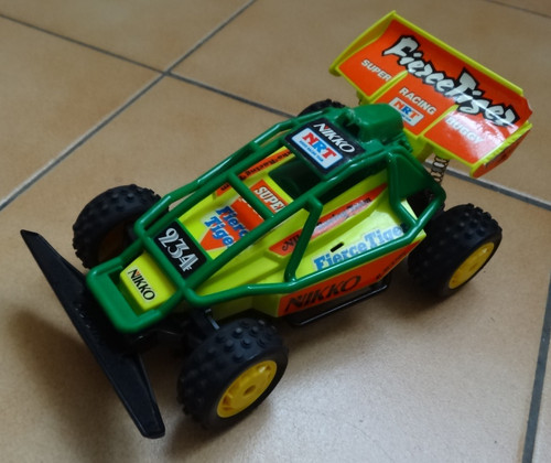 Buggy radio commandé - commandé, fierce