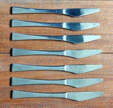 Lot de 7 couteaux à dessert