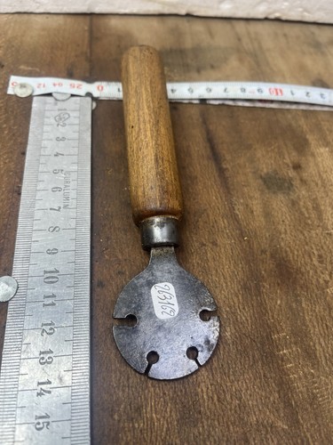 Baille voie tourne gauche - baille-voie,