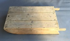 Ancienne petite luge art pop