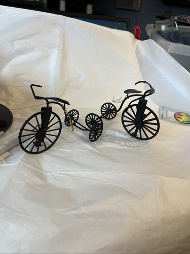 Miniature metal tricycle - miniature,
