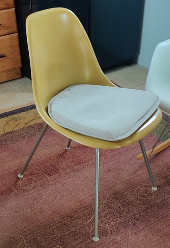 Pristine vintage herman miller - pristine,
