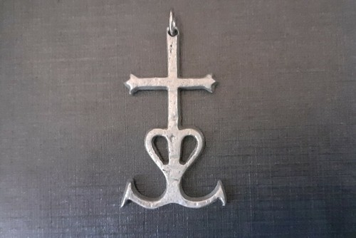 Grand pendentif croix - pendentif,