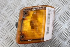 Clignotant avant droit orange