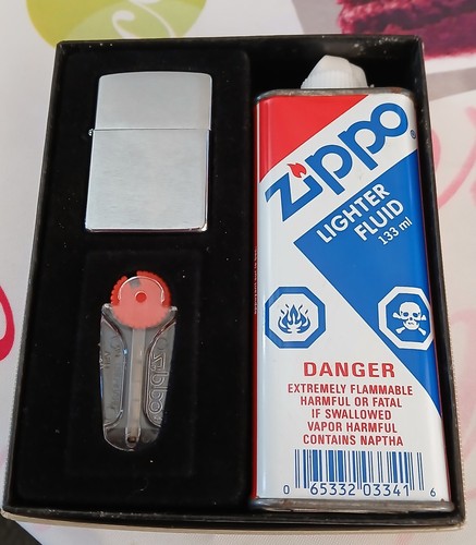 Zippo coffret decembre 1992 - zippo,