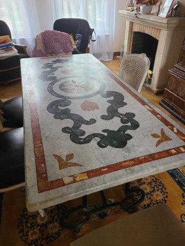 Table marbre - en,